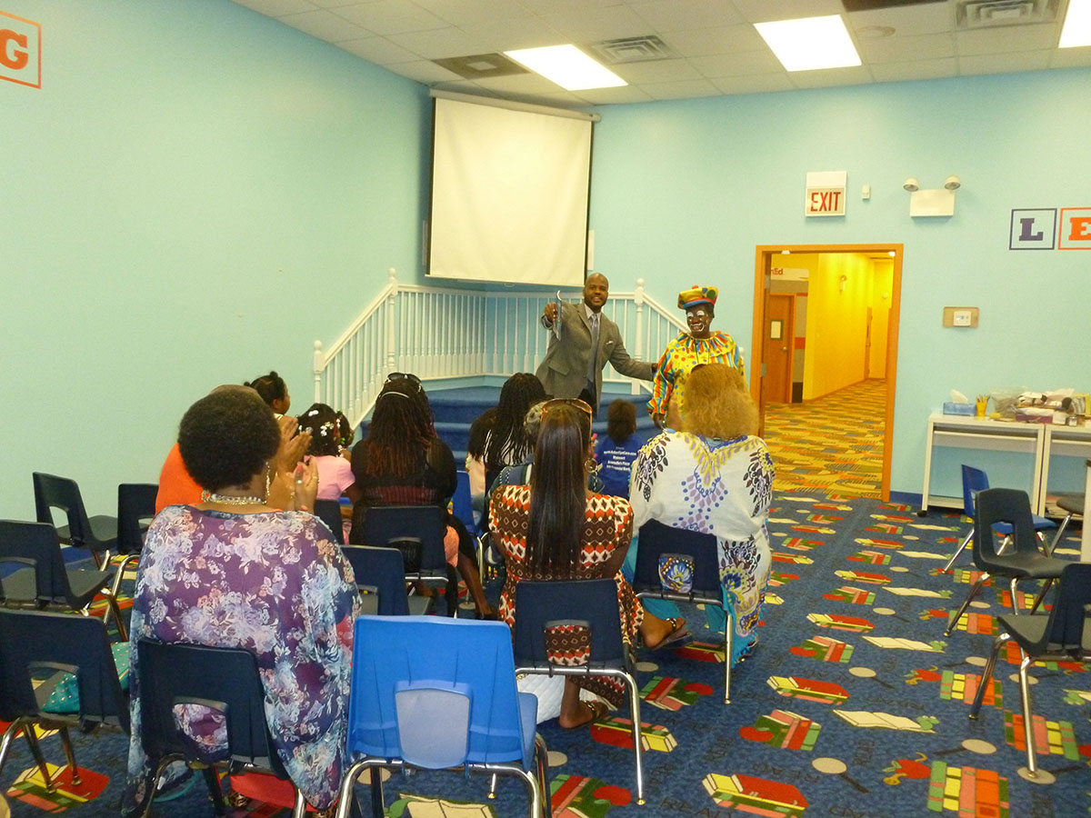 Bronzeville Children's Museum Building Children's Minds African
